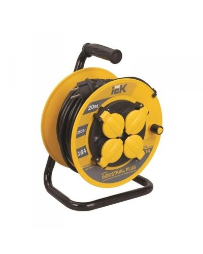 УК30 4 места 30м (WKP15-16-04-30-44). Удлинитель на катушке Industrial plus. IEK в Тюмени
