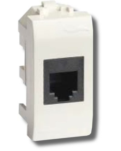 Розетка RJ-45 Brava 1 модуль белая (76457B): Розетка компьютерная экранированная с одним разъёмом в Тюмени
