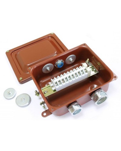 ККМА-10 У2 IP54 (zeta30372). Коробка клеммная металлическая с муфтами АТК для трубной электропроводки. ЗЭТА в Тюмени